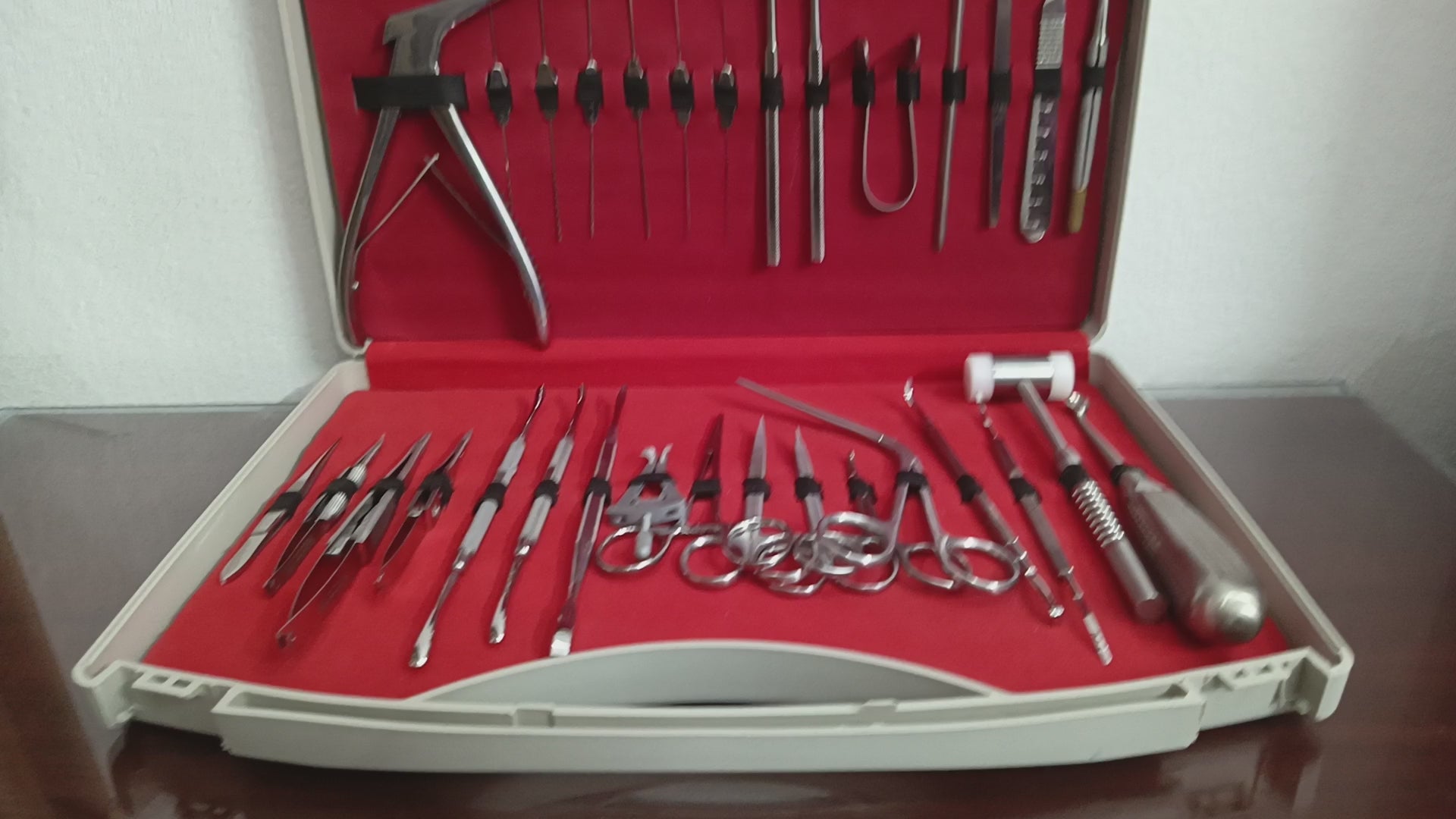 DCR Surgery Set 31 Pieces with Plastic Box Packaging Stainless Steel Material