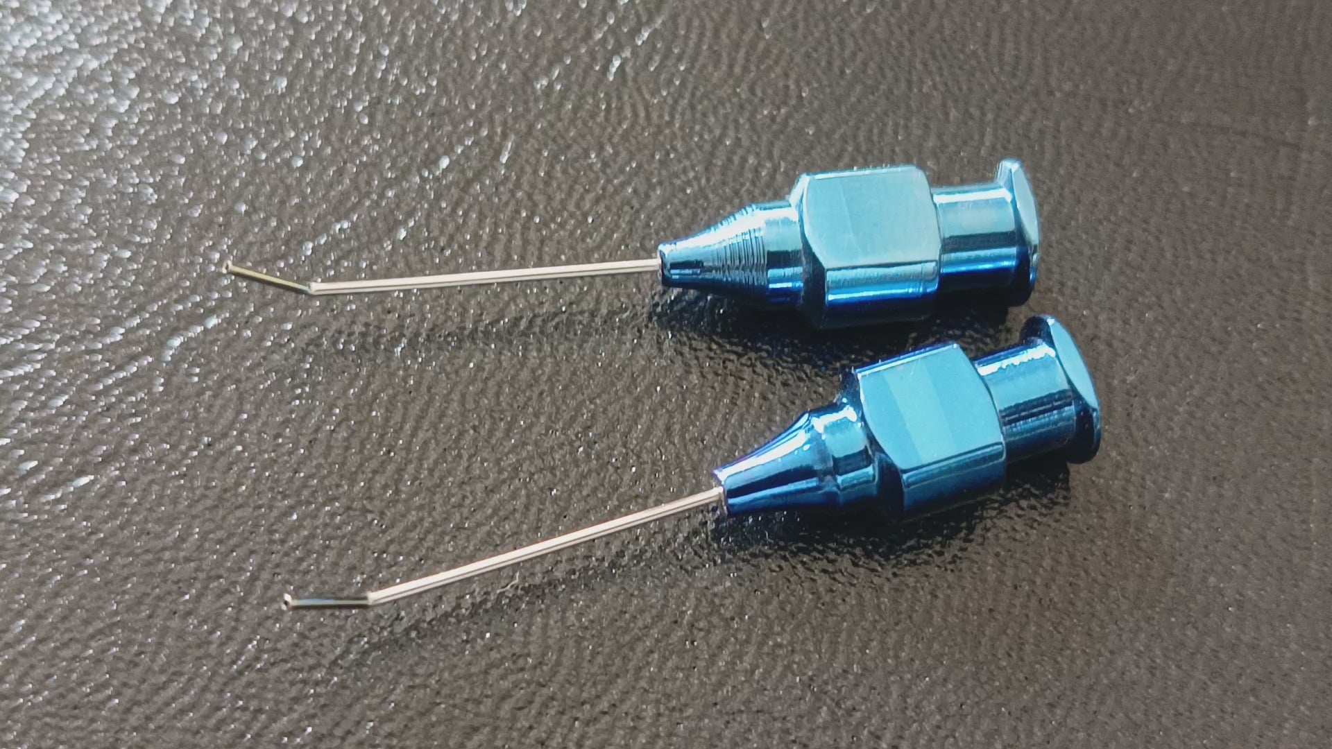 Titanium Ophthalmic Air Injection Cannula 25G/27G, Angled 5mm